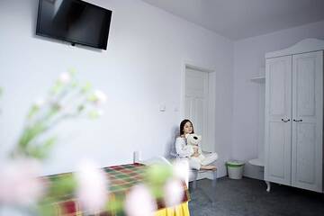 Фото номера Трехместный номер Делюкс Фермерские дома Modra Sikorka г. Томашув-Мазовецки 4